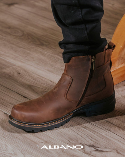 Botin Hombre Titan slip-on hebilla